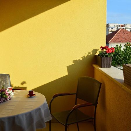 Apartments Vacanza Zadar Bagian luar foto