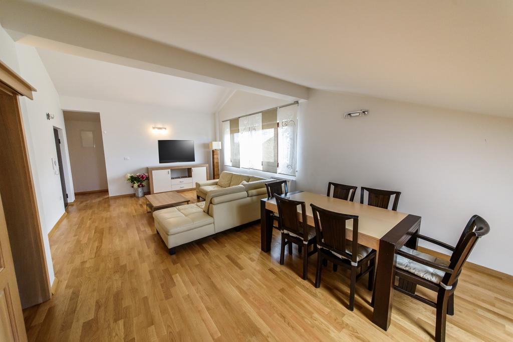 Apartments Vacanza Zadar Bagian luar foto