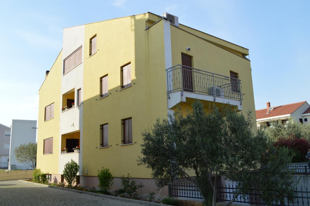 Apartments Vacanza Zadar Bagian luar foto